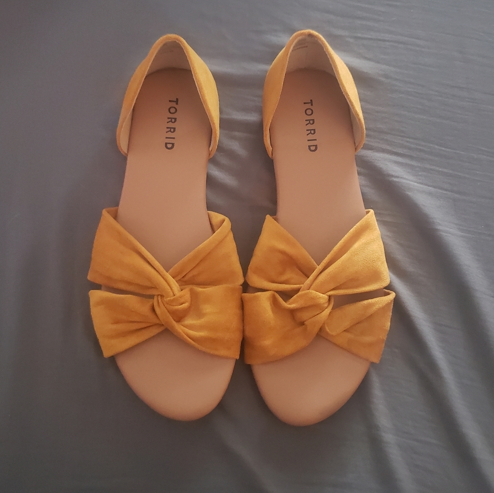 Torrid mustard yellow slip on